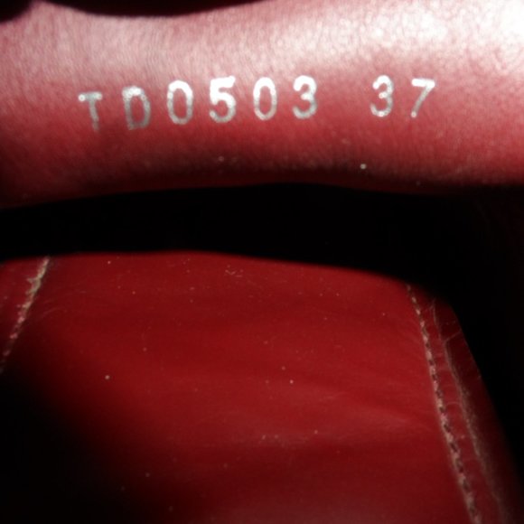 Louis Vuitton Burgundy Calf Leather Woman's Loafers Size 7B - Picture 9 of 16